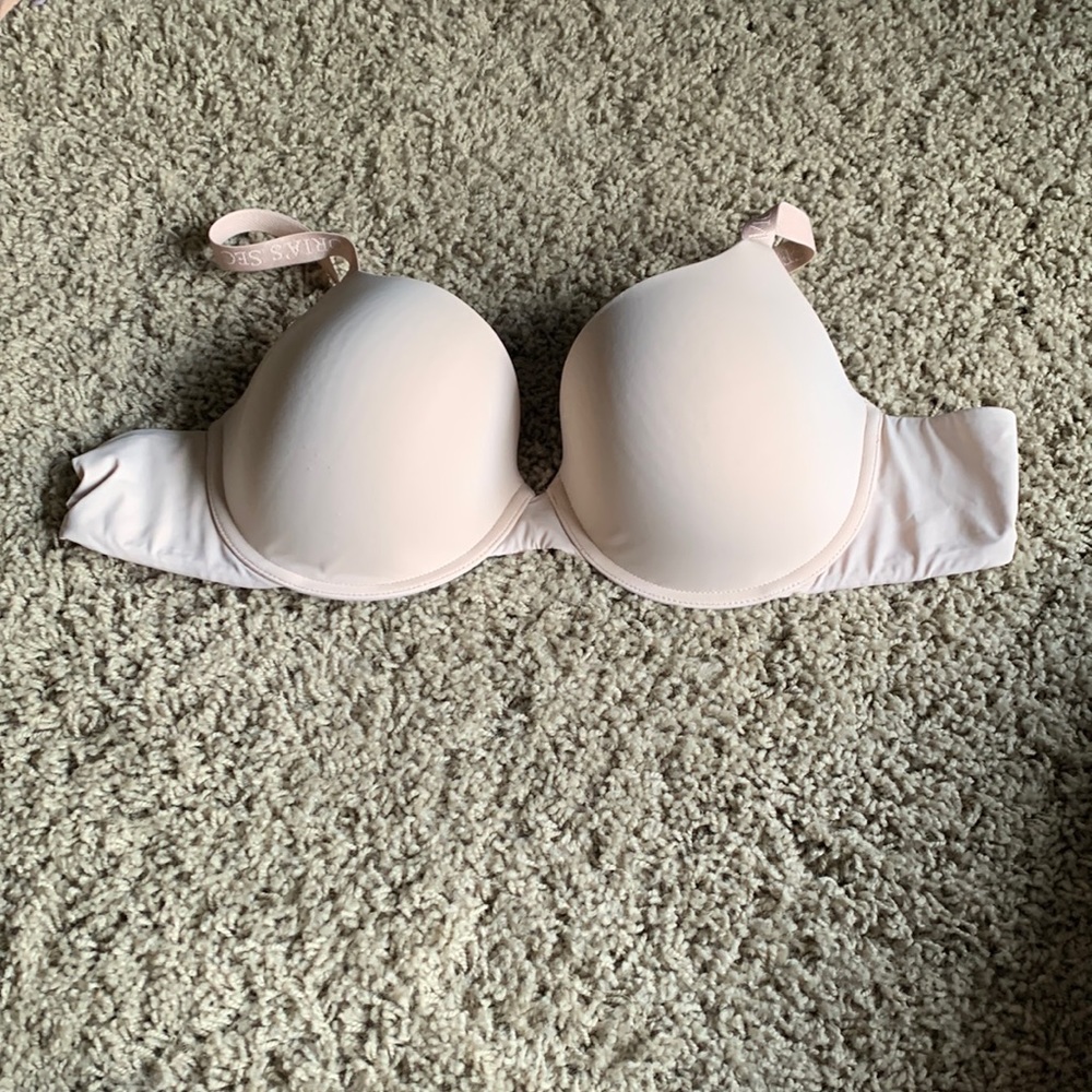 Victoria’s Secret bra